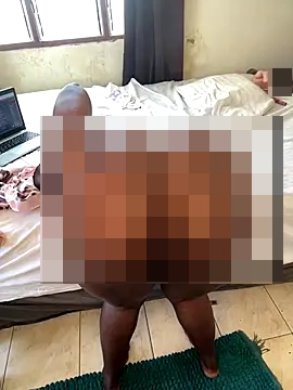 t-Booty_risky_'s Webcam Show