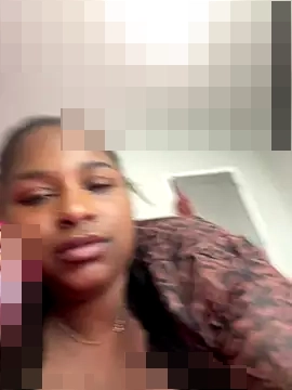 BigFineSelena's Webcam Show