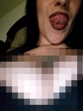 BustyVampyre's Webcam Show