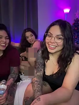 LunaMaeX0's Webcam Show