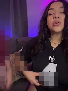 LunaMaeX0's Webcam Show