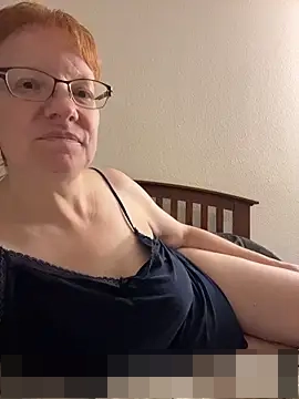 Lenaravenswood's Webcam Show