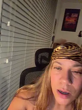 Bigbuttbrooklynn's Webcam Show