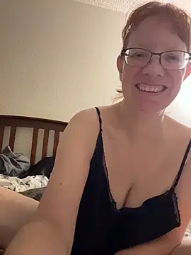 Lenaravenswood's Webcam Show