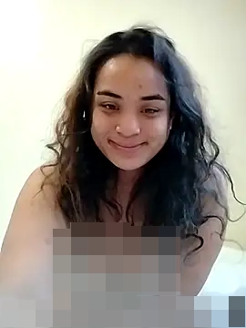 SoakedUpKitty-'s Webcam Show