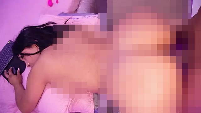 rousse_coup's Webcam Show