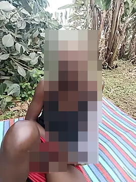 holygrail001's Webcam Show