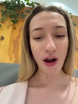 Lia__Love's Webcam Show