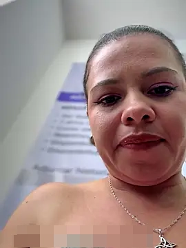 Ariana-07's Webcam Show