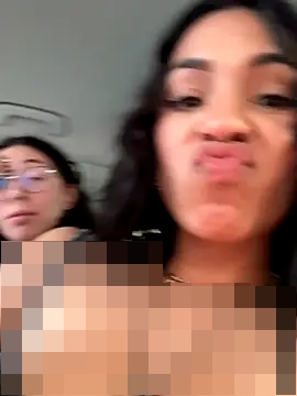 Alice_surprise's Webcam Show