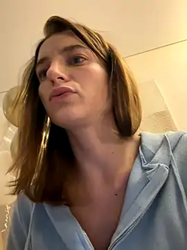 -AngelAri-'s Webcam Show