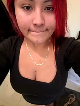 Naughtynessaa's Webcam Show