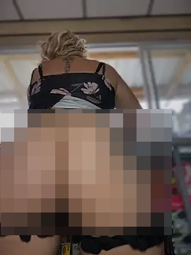 sammyqueenx21's Webcam Show