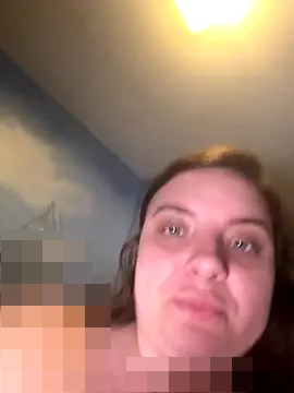 lairarose's Webcam Show