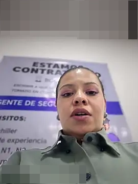 Ariana-07's Webcam Show