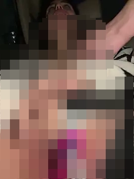 pantyless' Webcam Show