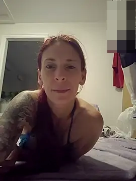 poleslut69's Webcam Show