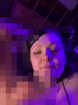 BlaizeyBBy's Webcam Show