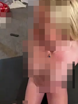 MmadiMonroe's Webcam Show