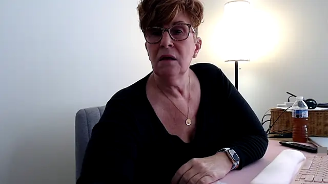 plusizebigbooty's Webcam Show