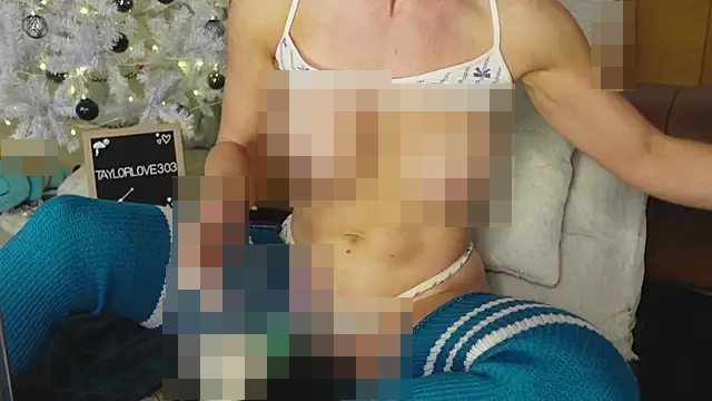 Taylorlove303's Webcam Show
