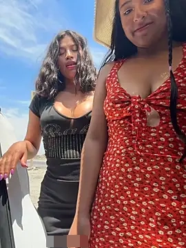 sexi_noemi's Webcam Show