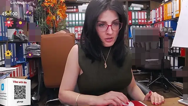 classyladyrellax's Webcam Show