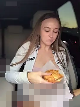 lunagirl13's Webcam Show