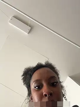 Your_Paris' Webcam Show