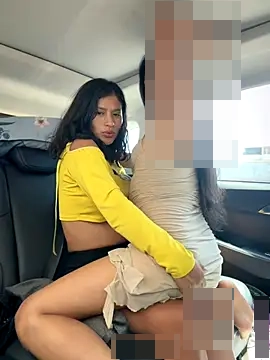 sexi_noemi's Webcam Show