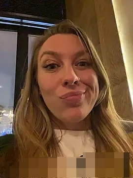 Sweet___Emily's Webcam Show