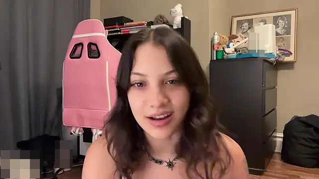 MeowGoddess' Webcam Show