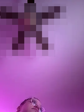 QueenNuttCollector's Webcam Show