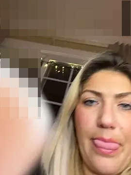 LittleMissEeve's Webcam Show