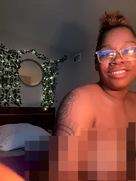 lovelytip's Webcam Show