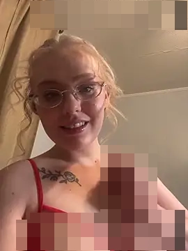 vivalavikkii's Webcam Show