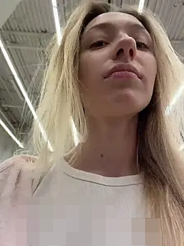 Lia__Love's Webcam Show