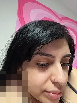 ThickerThanYoBitch's Webcam Show