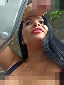CataleyaRusso's Webcam Show