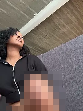 Your_Paris' Webcam Show