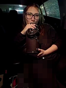 wildyoungNhorny's Webcam Show