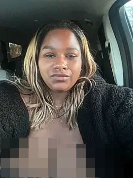 BigFineSelena's Webcam Show