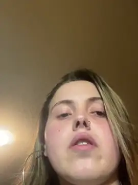 JuicyExxxperience's Webcam Show