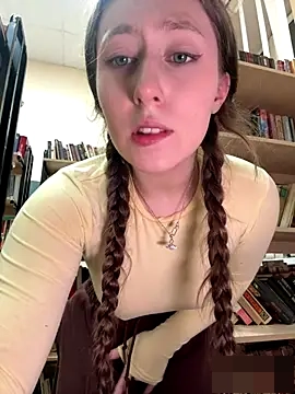 FroggyAnna's Webcam Show