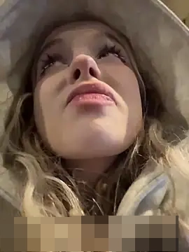 -teenytiny-'s Webcam Show