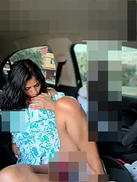 sexi_noemi's Webcam Show