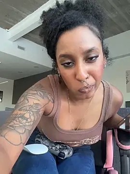 Your_Paris' Webcam Show