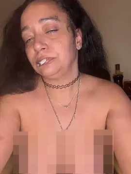 PichyPrettyPussy's Webcam Show