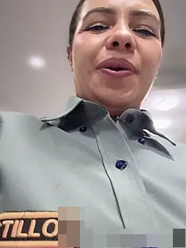 Ariana-07's Webcam Show