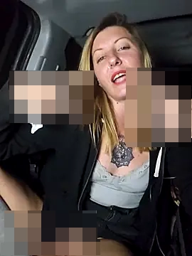 SheIsSomething's Webcam Show